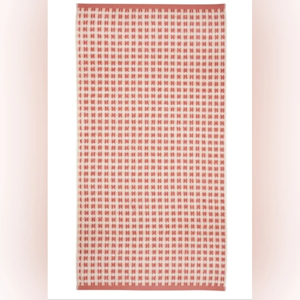 New! Striped Bath Towel 30” W x 58” L 100% Cotton Yarn Red Color 600 GSM NWT NIB